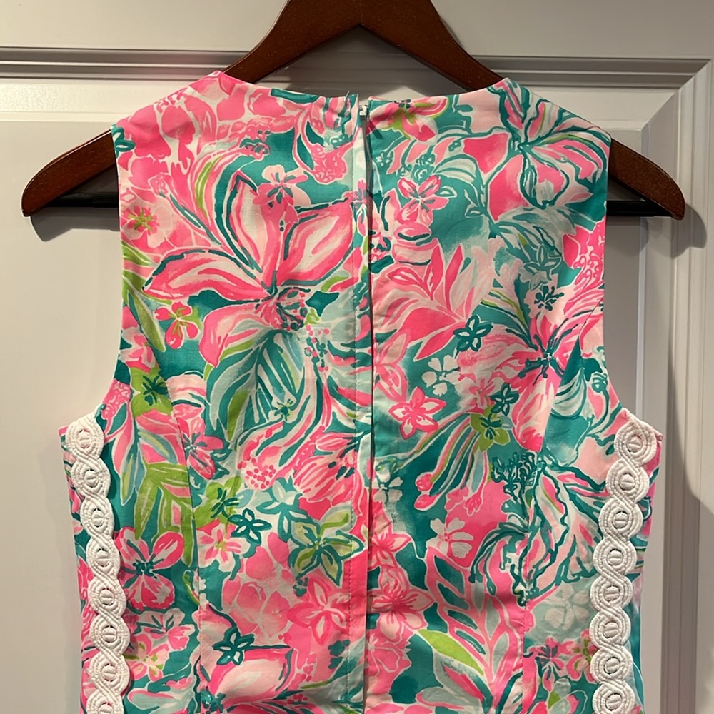 Beautiful only worn twice size 4 Lilly Pulitzer cotton dress. - Picture 7 of 7